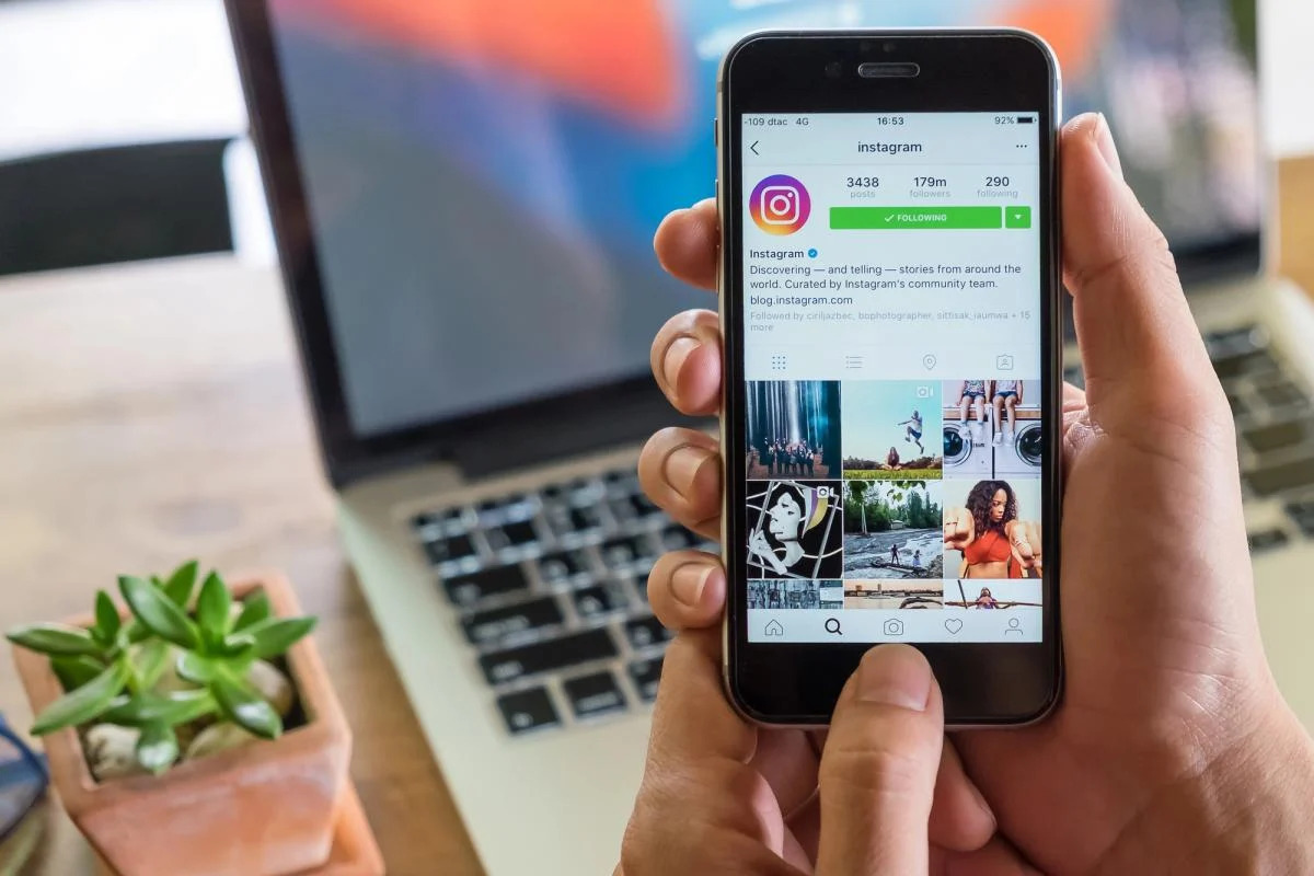Instagram додав найочікуванішу функцію — налаштування порядку постів
