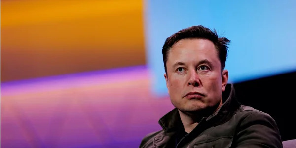 Илон Маск обвинил Apple в продвижении OpenAI и готовит антимонопольный иск