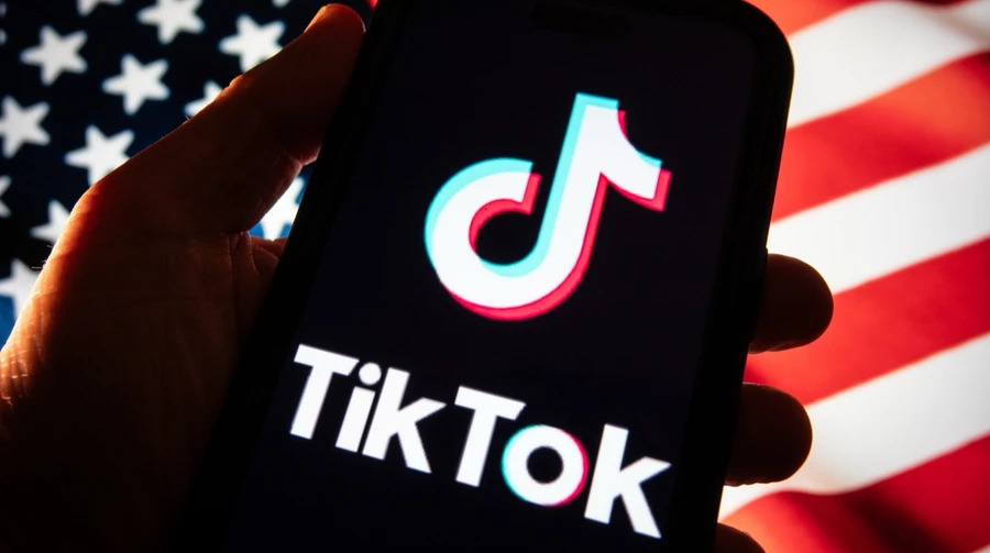 TikTok signs a deal to sell its U.S. business