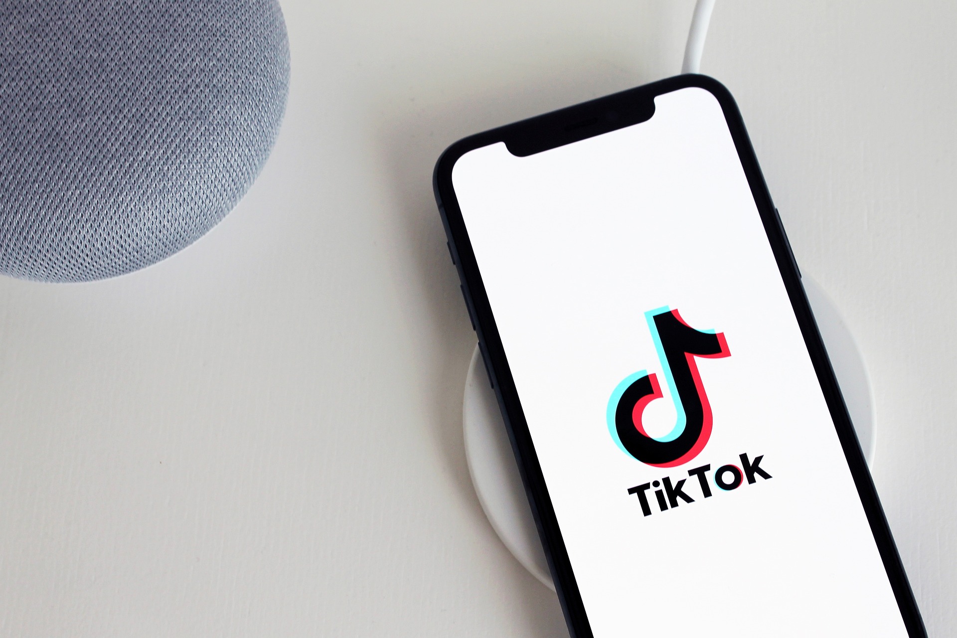 Владелец Politico предложил выкупить европейское подразделение TikTok у китайской ByteDance